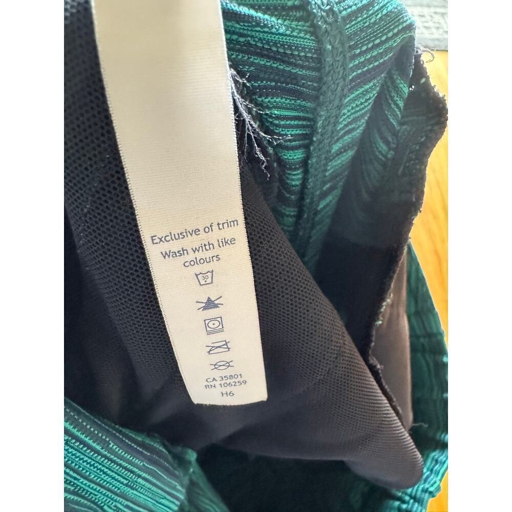 Lululemon Women's Joggers, Teal, Size 2 - Picture 4 of 4